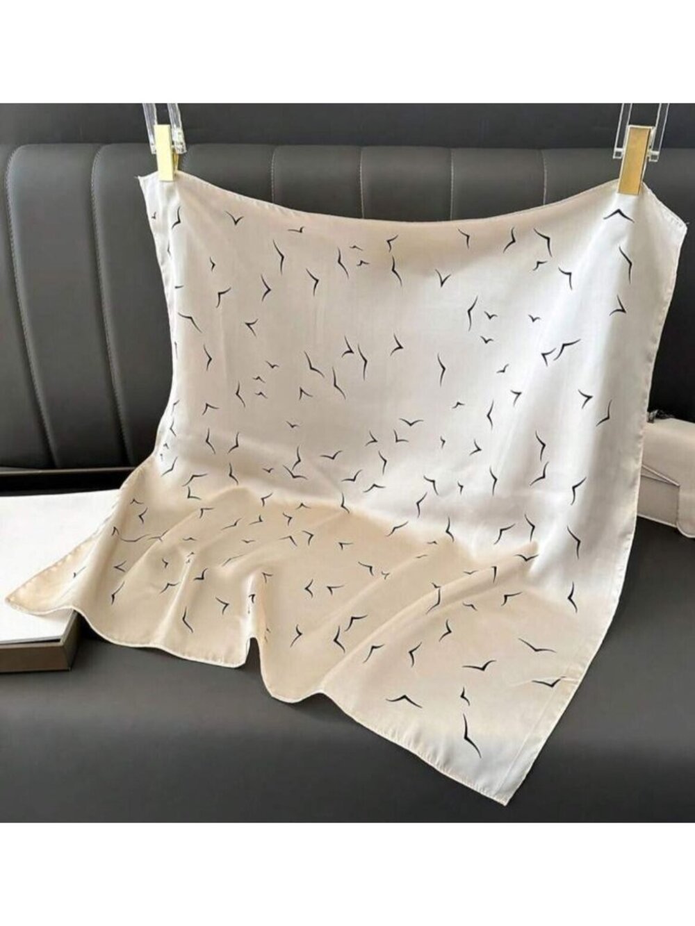 ✨✨Cream Silky Scar Minimalist Bird Print Chic Luxury Bandana Versatile Accessory - Picture 4 of 5